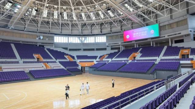 弗赖堡4-0大胜美因茨，奥斯特哈格、曼赞比建功